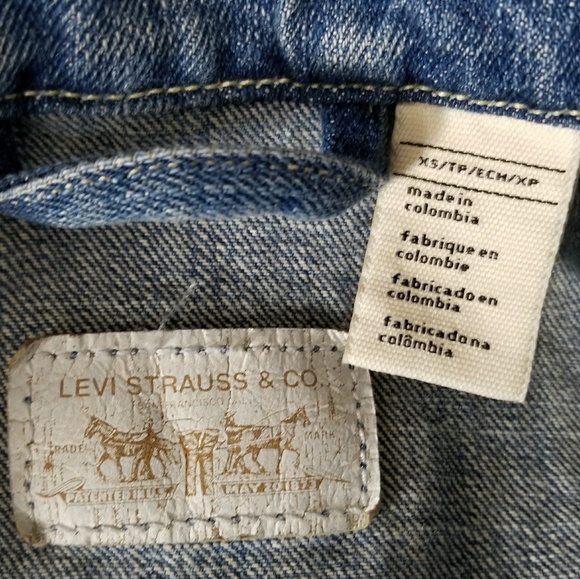 Levis Jean Jacket - Picture 5 of 6
